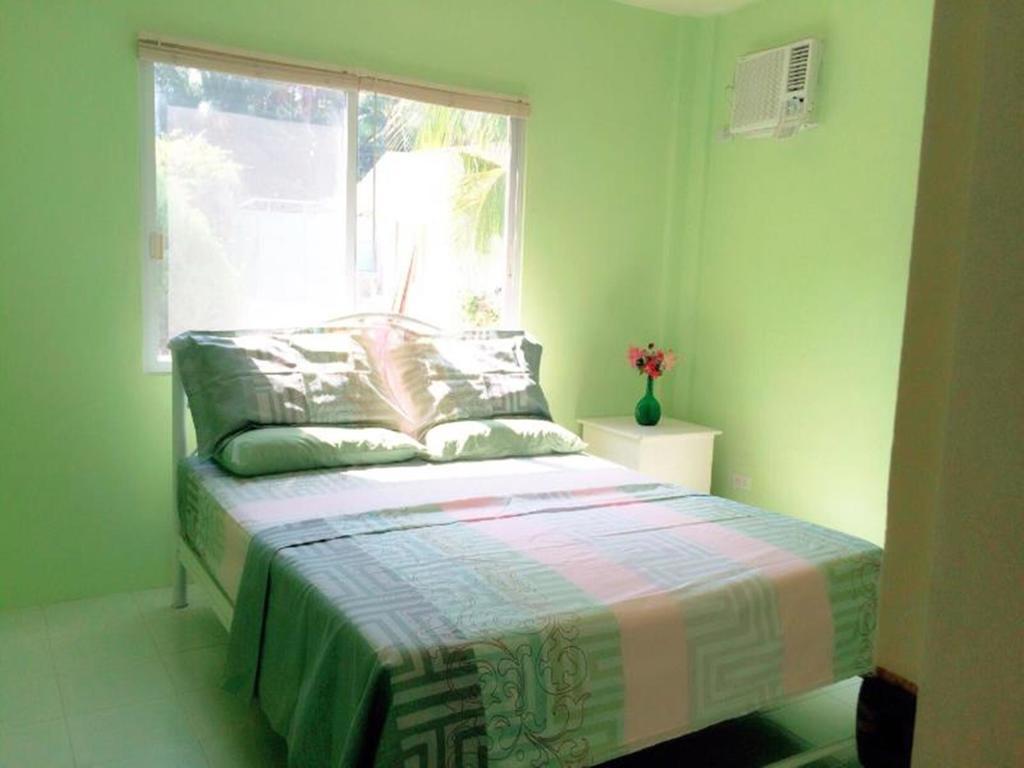 Oslob Garden Stay Beach Resort ภายนอก รูปภาพ